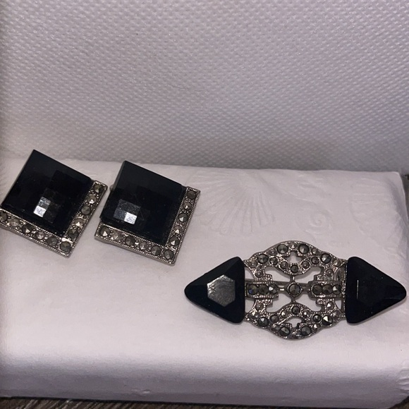 VTG 1928 Silver Faceted Black Rhinestone Marcasite Clip-on Earrings and Brooch - Picture 2 of 6